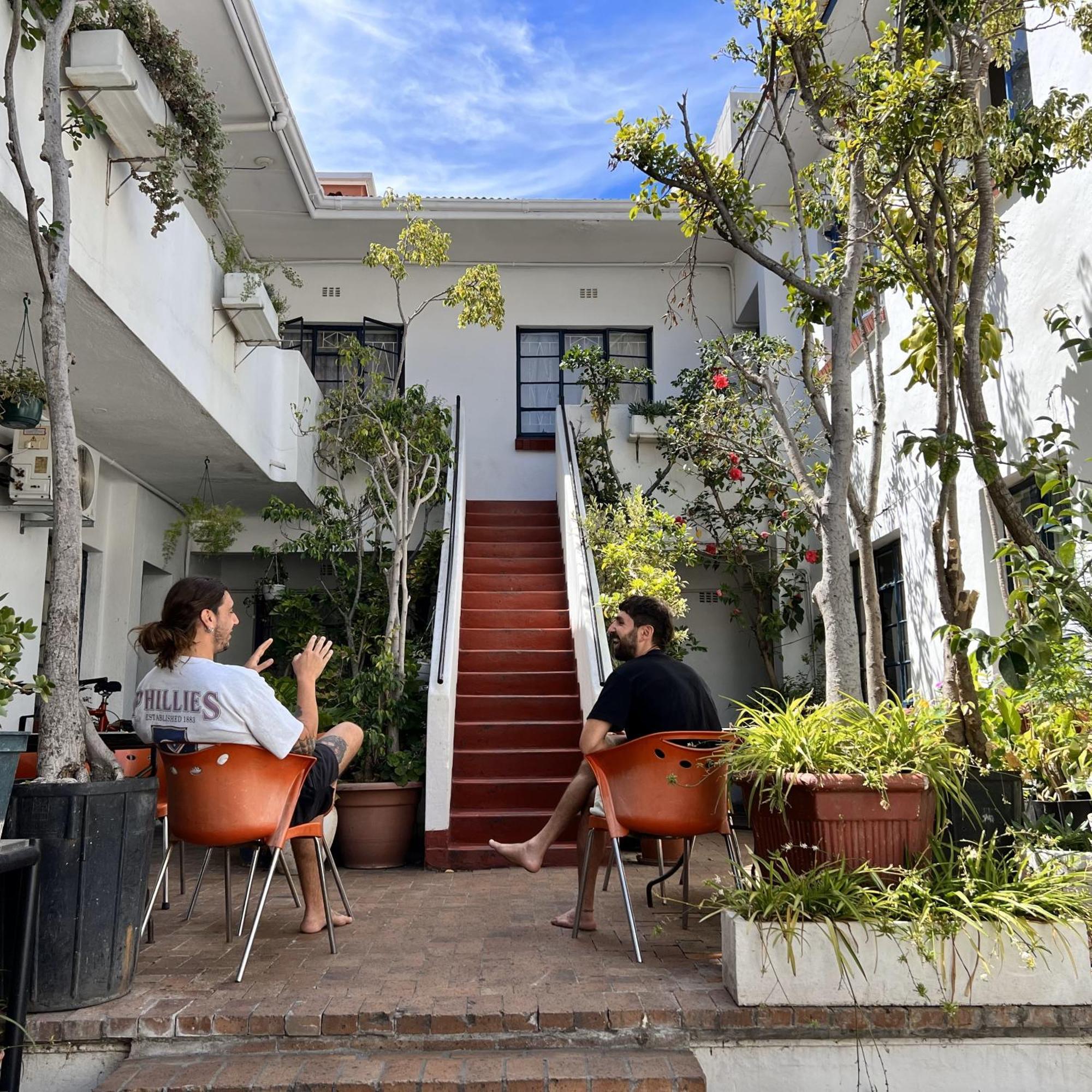 Long Street Backpackers (Adults Only) Vandrerhjem Cape Town Eksteriør bilde